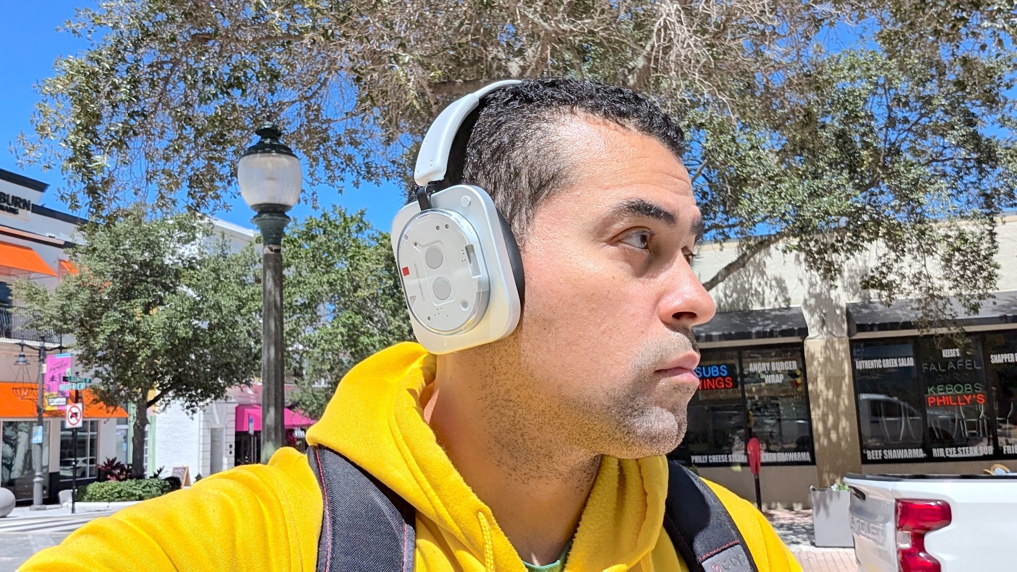 Fone Nothing Headphone (1) alia cancelamento de ruído forte a design transparente, mas peca em ergonomia - Imagem do artigo original