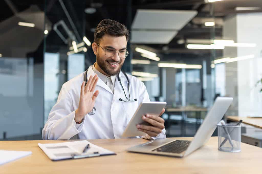 Só 10% dos municípios oferecem telemedicina, mostra levantamento da FNP - Imagem do artigo original