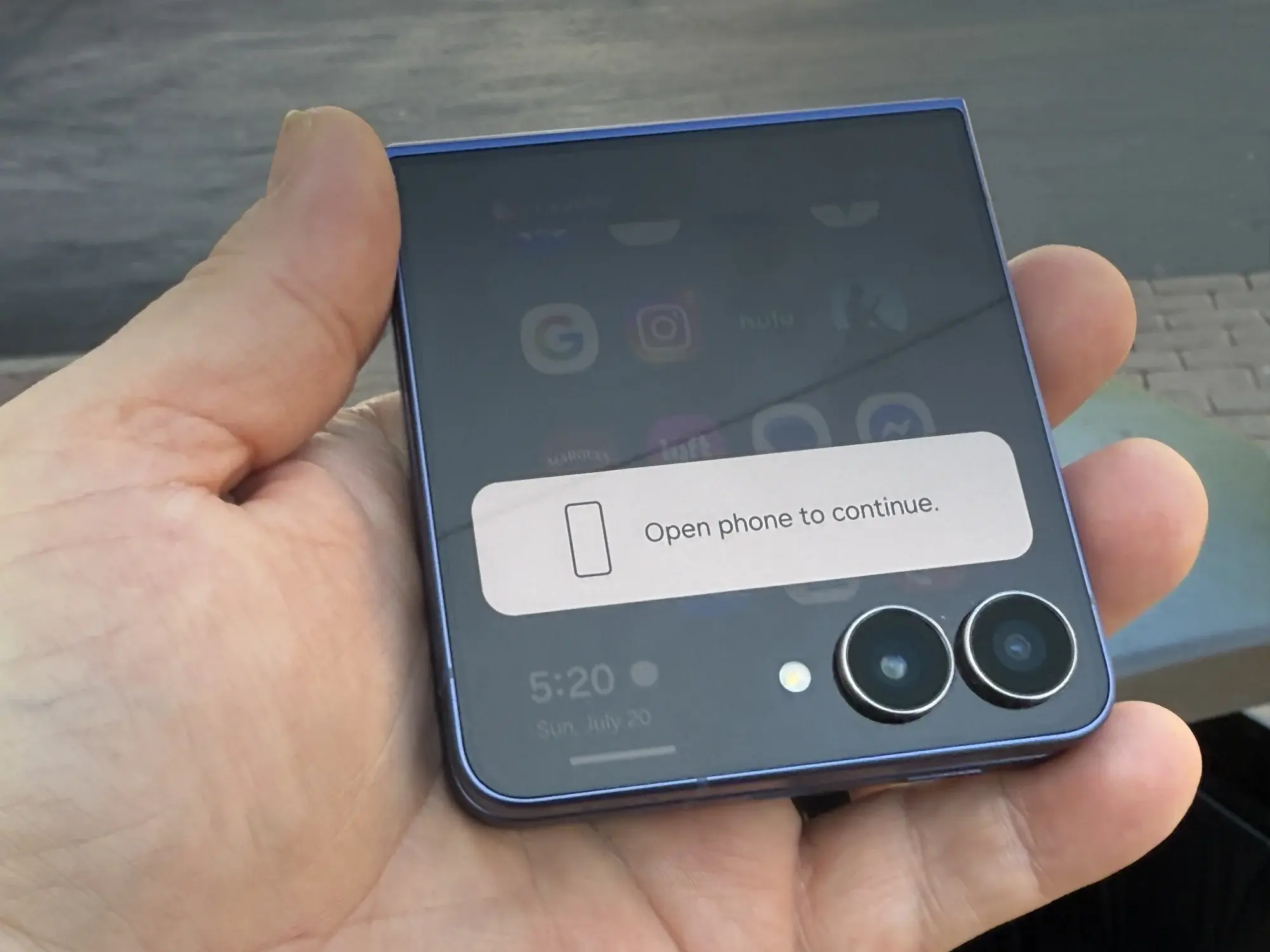 Verizon oferece Samsung Galaxy Z Flip 7 gratuito em promoção com troca de aparelho - Imagem do artigo original
