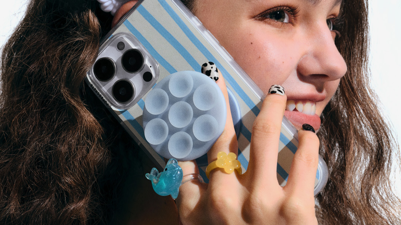 PopSockets apresenta Suck-Up Grip, primeiro suporte com ventosas voltado a criadores de conteúdo - Imagem do artigo original