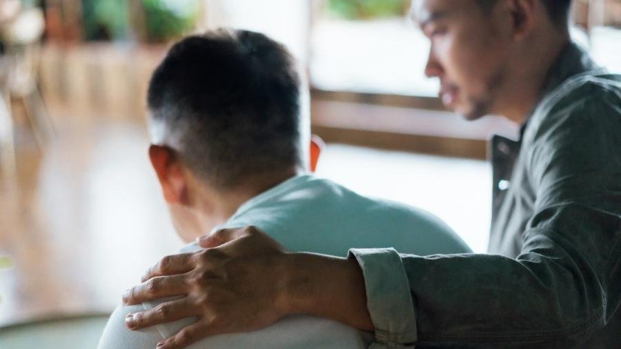 Dia dos Pais para amigo: 46 mensagens para celebrar quem é pai e parceiro - Imagem do artigo original