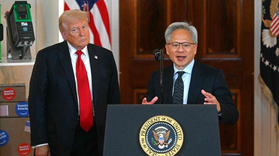 Nvidia e AMD aceitarão repassar 15% da receita de chips de IA vendidos à China após acordo com EUA - Imagem do artigo original