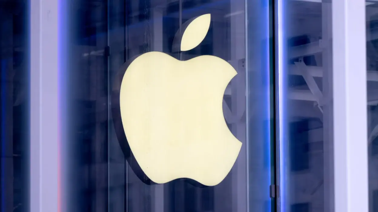 Apple projeta conta de tarifas de US$ 1,1 bilhão para o trimestre, afirma Tim Cook - Imagem do artigo original