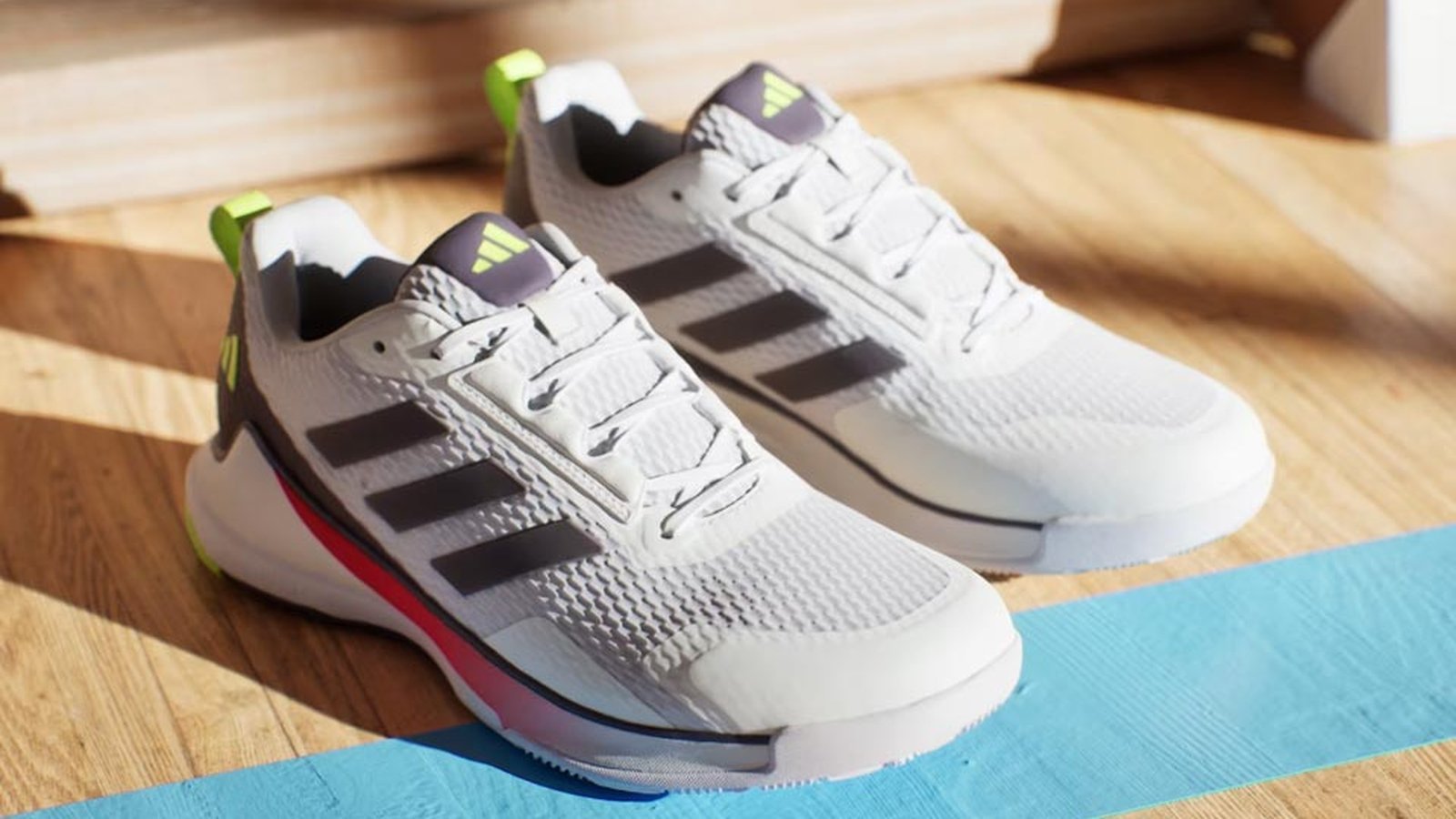 Adidas oferece até 45% de desconto em tênis e chuteiras no outlet oficial - Imagem do artigo